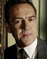 Robert Lindsay