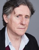 Gabriel Byrne