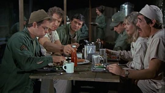 M*A*S*H - Nerozhodne