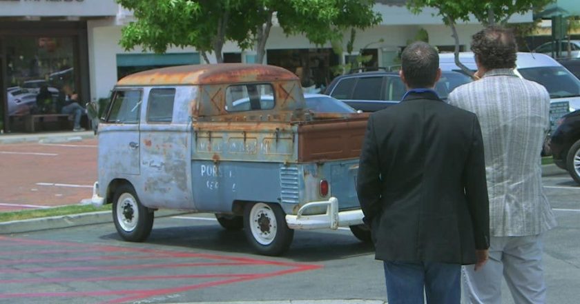 Comedians in Cars Getting Coffee