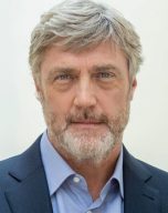 Vincent Regan