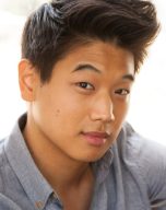 Ki Hong Lee