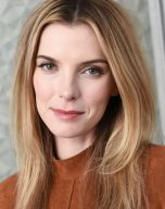 Betty Gilpin