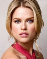 Alice Eve