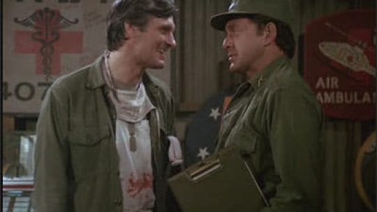 M*A*S*H - Hrobár